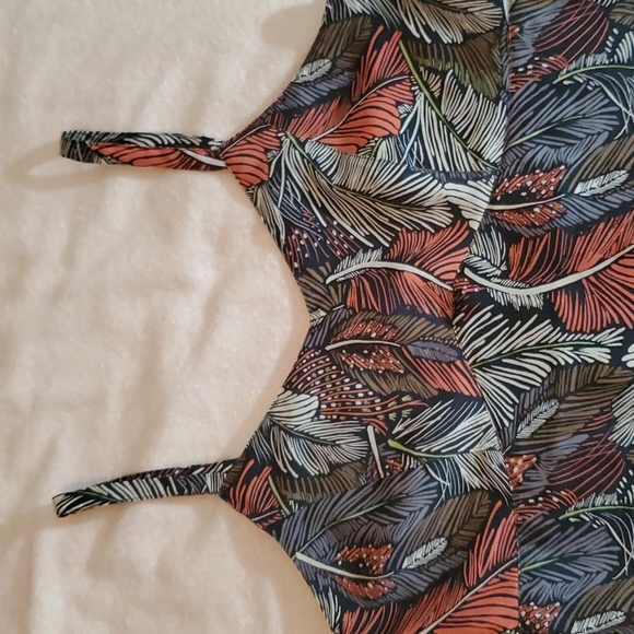 GAP Women's Fancy Crop Top-Fall Color Feathers-Ruffles-Adjust Straps-NWOT-Sz S - Picture 9 of 17